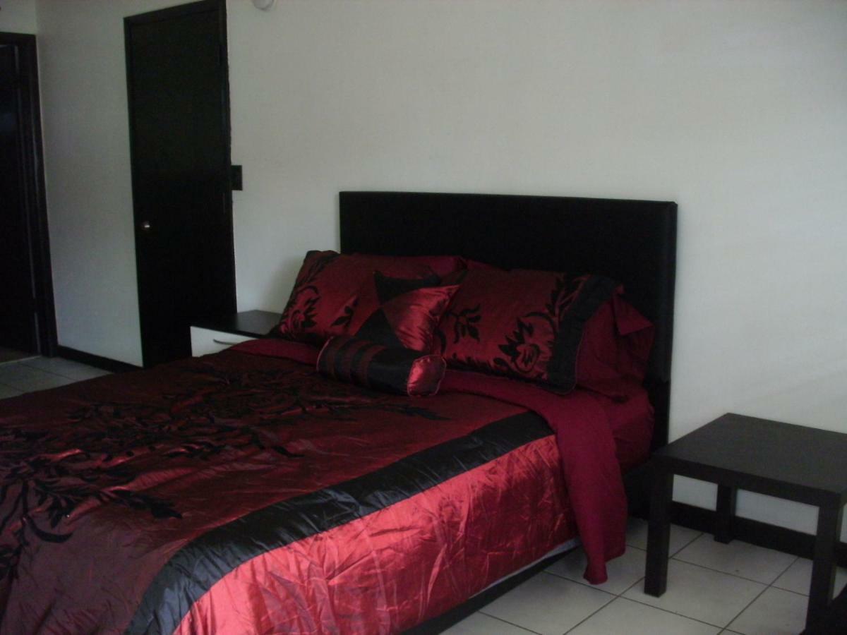 Newly Furnished Large Clean Quiet Private Unit Apartment ฟอร์ต ลอเดอร์เดล ภายนอก รูปภาพ